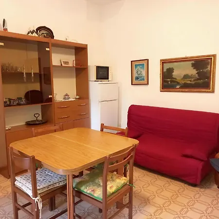 Attractive With Private Garden Апартаменты Равенна