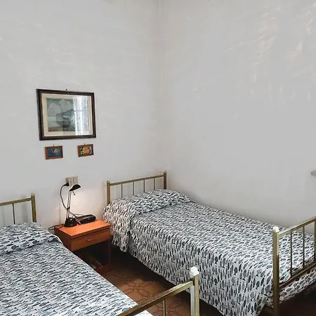 Διαμέρισμα Attractive With Private Garden Ραβένα