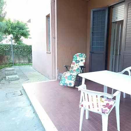 Apartament Attractive With Private Garden *