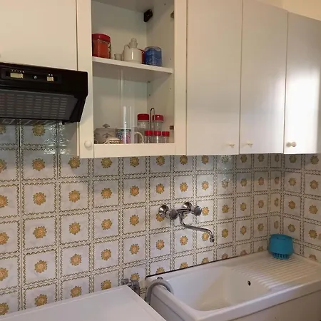 Apartament Attractive With Private Garden