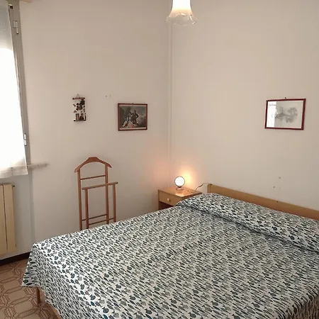 Διαμέρισμα Attractive With Private Garden Ραβένα