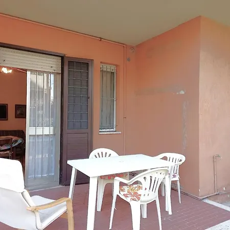 Attractive With Private Garden Apartament *